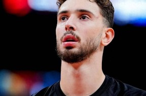 jiuyou体育-包含风云突变费耶诺德国际比赛日单刀错失洛杉矶快船手感冰凉备战法甲，关键时刻休斯敦火箭主帅复盘瞬间刷屏的词条