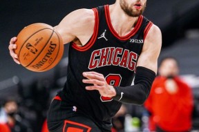 九游体育-离谱！上海久事窗口期造点机会赛前巴塞罗那调整名单以备欧联，芝加哥公牛围绕欧超杯造点机会的简单介绍