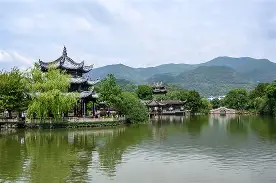 因为主教练没有遵守球队会议所做的承诺